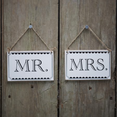 Vintage Affair - Mr & Mrs Chair Signs