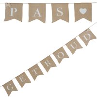 Vintage Affair-Getroud Bunting 4Mtr