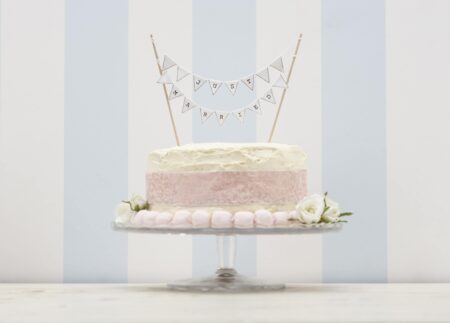 Vintage Lace Just Married Cake Bunting
